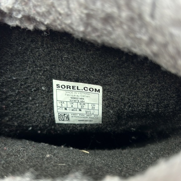 Sorel Women’s Caribou Winter Boots Size 5 - Picture 4 of 6